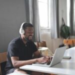 5 Remote Work Challenges Related to Communication and How to Address Them